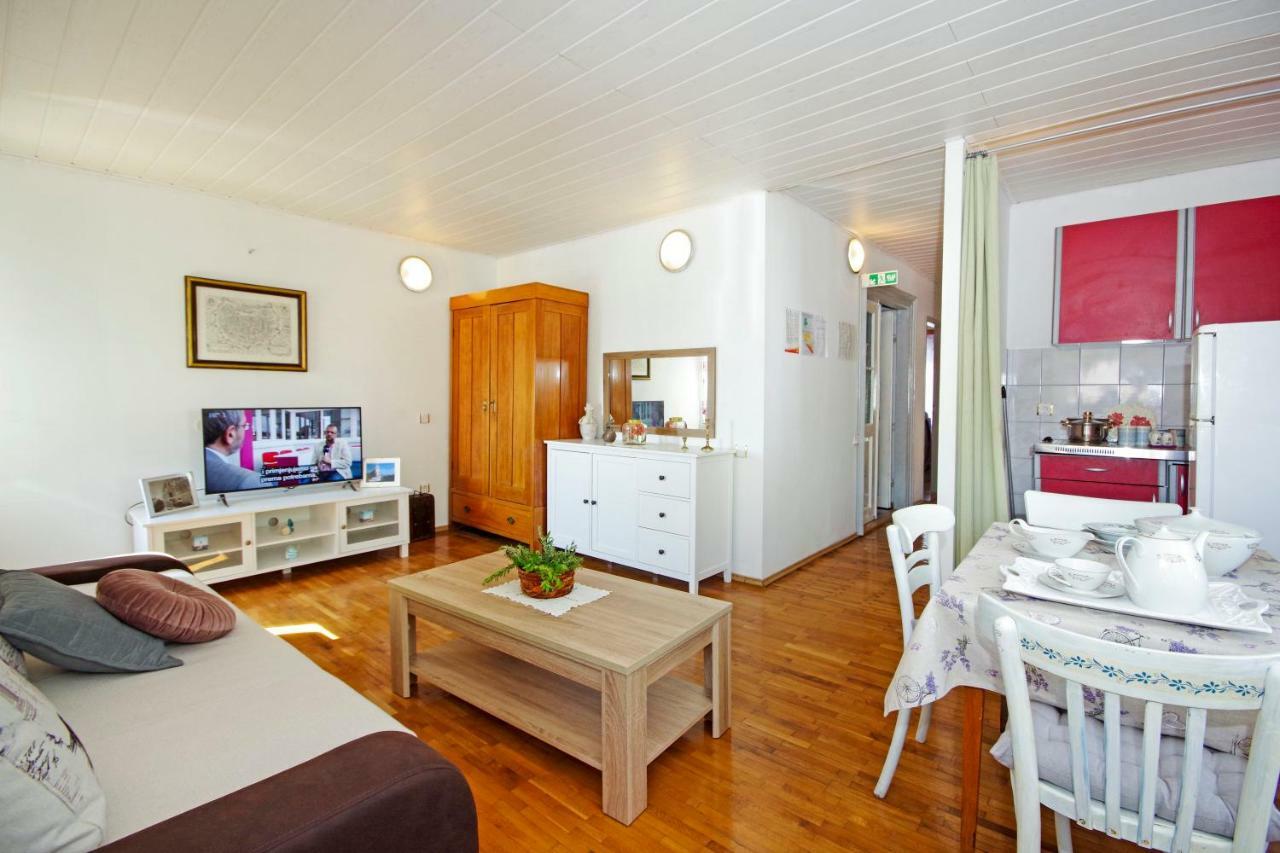Villa Igrane Esterno foto